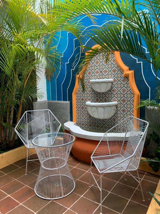 Why Not Hotel Antigua Exterior foto